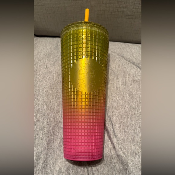 Starbucks venti cold cup - Picture 1 of 1